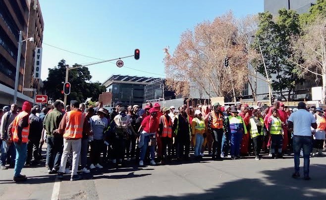 security-guards-march-in-pretoria-to-demand-permanent-jobs-groundup